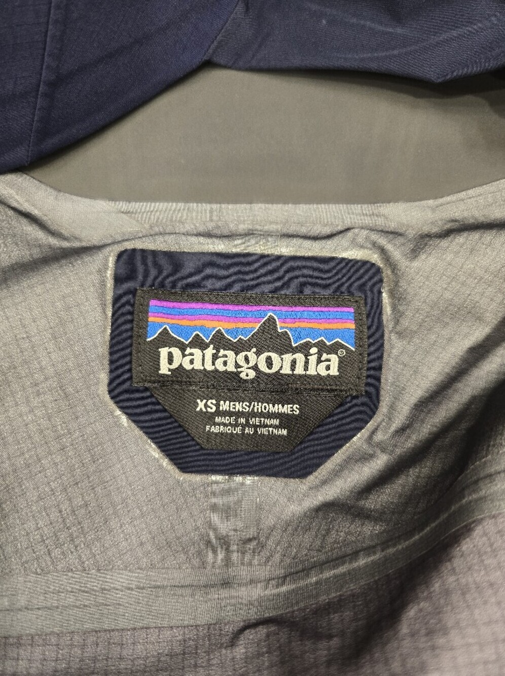 Patagonia Super Alpine Jacket- Men's Navy Blue/Grecian Blue-x-Small - Picture 9 of 9